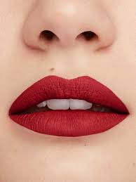 Le migliori tonalità di rossetto rosso: guida alla scelta