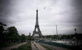 Coupe du monde de la fifa, russie 2018. Video Coupe Du Monde 2018 Un Ecran Geant Sera Installe Au Champ De Mars Pour Suivre La Finale