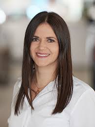 Die Mitarbeiter des Unternehmen Hahn Automobile GmbH + Co. KG NL Ebersbach  in Ebersbach/ Fils