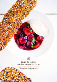 Soupe De Cerises Et Tuiles Au Grue De Cacao Http Www Chocolat Castelain Fr Blog Recettes Soupe De Cer Recettes De Cuisine Soupe De Cerises Stylisme Culinaire