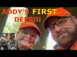 WISCONSIN YOUTH DEER HUNT| ADDY'S FIRST DEER!!