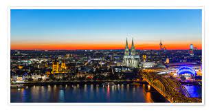 Created by ralf schmidt 4 years ago. Bunte Koln Skyline Am Abend Poster Online Bestellen Posterlounge De