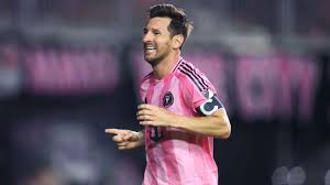 Coach Discussing Messi