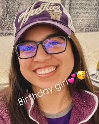 Happy birthday to our favorite daughter!😘🥂You cannot be 31 (?!)that would  make us old! May your year ahead be blessed with all your wishes! You made  us “parents”, first and we are