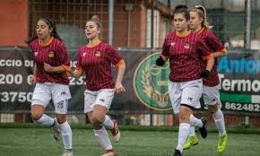 ˈroːma), is an italian professional football club based in rome. 3yqezfuuf8hqdm