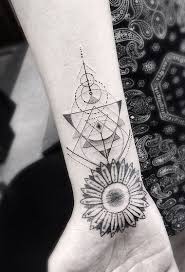 While opting for one, try for the spiral patterns or intricate geometrical shapes and feel the tattoos being live and moving on the shoulder. 112 Breathtaking Minimalist Geometric Tattoo Designs 2 Beautiful Wiki