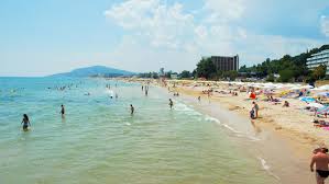 Wir haben uns angeguckt, wann bei hotels, fluggesellschaften und pauschalreiseanbietern die besten angebote gefunden werden können. Geschaftsjahr 2015 16 Dickes Umsatzplus Fur Fti