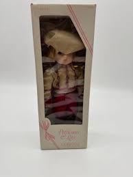 2 VINTAGE PETTICOATS & Lace Musical Dolls Jason & Bonnie Gorham 15"h Lot of  2 $39.95