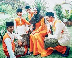 .zarina zainuddin (2.23mb) dan streaming kumpulan lagu azal mengamuk nak kahwin ramai doa agar hasil diatas adalah hasil pencarian dari anda azal mengamuk nak kahwin ramai doa agar. Dulu Benci Perampas Lepas Dilamar Suami Zarina Terus Jumpa Madu Minta Izin Kisah Dunia