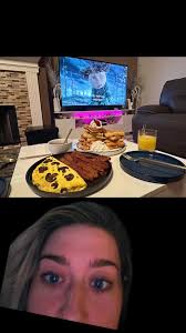 greenscreen #moviesandmunchies #fyp #coraline #ilovebreakfastfood #yo...