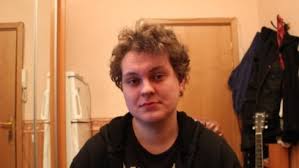 Обычный бардачелло после обыска и деревянный член на последнем фото. Bloger Hovanskij Chastichno Priznal Vinu V Dele Po Opravdaniyu Terrorizma