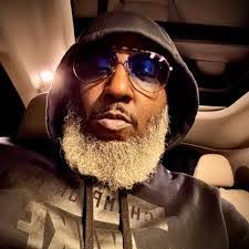 Travis Chase's Instagram, Twitter & Facebook