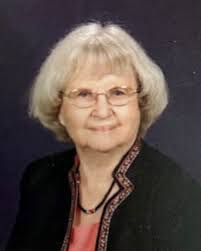 Geraldine Hewitt's Instagram, Twitter & Facebook