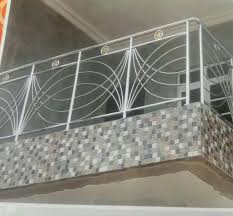 Front porch railing ideas home design ideas railing. 35 Awesome Balcony Railing Design Ideas To Beautify Your Exterior Magzhouse