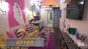 Miley Cyrus Surprised With A Funky Renovated Barn In Her Hometown Funky Colour Home Deco Miley