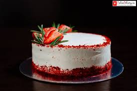 Ideas To Make Your Valentine S Day Gifts Delivery In Visakhapatnam Special Chocolate Fruit Cake Kit Kat Cake Cake Delivery