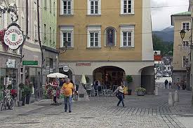 Schlendern sie durch die altstadt, machen sie pause an den malerischen kastenbrunnen. Festspielgaste Wichtig Fur Hallein Salzburg Orf At