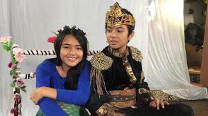 Pasangan selebritis amanda manopo dan billy syahputra saat ditemui di kawasan tendean, jakarta selatan, selasa (11/8). Saat Amanda Manopo Mengaku Cintanya Dengan Angga Yunanda Hanya Rekayasa Showbiz Liputan6 Com