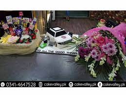 Ferns n petals offers unique birthday gift ideas for everyone in your list. Birthday Gifts For Boy Birthday Husband Birthday Gift Online Cake Order And Delivery In Lahore Customize Birthday Cakes
