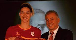 We did not find results for: Chatilla Van Grinsven Houdt Nederlandse Eer Hoog Bij Galatasaray Sport Regio Ed Nl