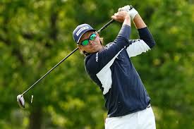 Ds filmation.com she communicates efficiently during setup