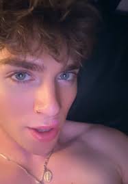 JoeKing (@joseph_alongi)