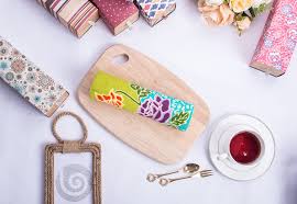 Resep bolu gulung lembut teman2, ini bolu gulungnya lembut banget hasilnya membuat bolu gulung dengan motif super cantik. Bolu Gulung Batik Sukses Besar Di Singapura Bagaimana Di Indonesia