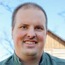 Kelly Timberlake's Instagram, Twitter & Facebook