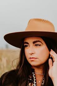 Marcella Bailey's Instagram, Twitter & Facebook