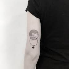 49 Ideas Tattoo Back Of Arm Minimalist Circle Tattoos Botanical Tattoo Design Tattoos