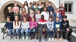 27,157 in 2005) in the ravensburg district and is a nexus for the surrounding communities. Herzlich Willkommen An Unserer Schule Rupert Ness Gymnasium