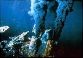 Gempa bumi di dasar laut ini menimbulkan gangguan air laut, yang disebabkan berubahnya profil dasar laut. Penemuan Gunung Berapi Bawah Laut Oleh Tim Peneliti Amerika Serikat Dan Indonesia Di Kep Sangihe Sulawesi Utara Wisata Bawah Laut Dunia