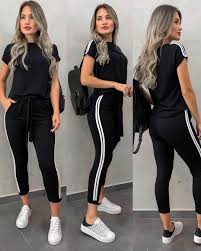 Calça Moletom Com Listra Do Lado Os Queridinhos Do Momento Os Conjuntos Estao Super Em Alta E Recebemos Mais Uma Cor Desse Modelo Lindo Conjunto Lais R 279 90 Moda Looks Femininos Looks