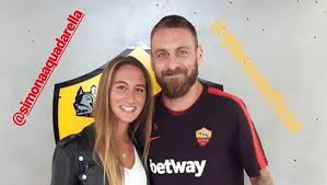 Dal 6 giugno l'arrivo di un fronte temporalesco farà peggiorare il tempo almeno su mezza italia, aprendo una falla nell'anticiclone che. Roma Giornata Da Tifosa A Trigoria Per Simona Quadarella Ecco Lo Scatto Con De Rossi Foto Forzaroma Info Ultime Notizie As Roma Calcio Interviste Foto E Video Forzaroma Info