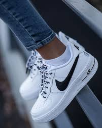 Nike Air Force 1 Aikochaussure Basketfemme Chaussurefemme Sneakers Fashion Outfit Shoes Sneakers