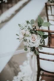 Complete the look by using hanging lanterns. 20 Minimalist Outdoor Wedding Aisle Decor Ideas Hi Miss Puff