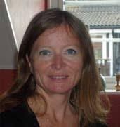 Snart är det påsk, så klappen i händerna, alla folk, höjen jubel till Gud  med fröjderop ty Herren är den Högste