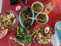 Apalagi kalau dapat makan dengan nasi panas, lupa dunia dibuatnya. Tolong Viral Kan Kedai Ni Di Paint Shop Motorcycle Club Facebook