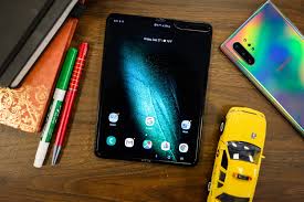 Samsung Galaxy Fold Review: Futuristic ...