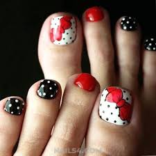 Use acrylic gel, modify the shape of your toenails if you want to flower toe nail art designs. 25 Cute Toe Nail Designs To Copy Nails4