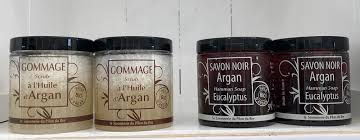 La Boutique De Cabrieres Est Ouverte Les Huiles D Olive Robert Maison Familiale Fondee A Nimes En 1880