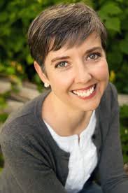 Elizabeth Gentry's Instagram, Twitter & Facebook