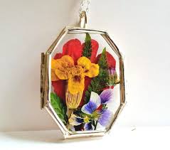 Birth Month Flower Necklace Flower Pressed Jewelry Real Flower Custom Family Birth Month Flower Handmade Romantic Jewelry Floral Locket Necklac Dried Flowers Wedding Birth Month Flowers
