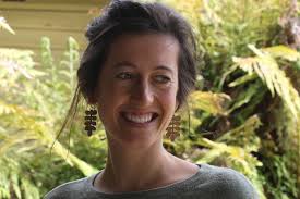 Anji and Tom Hunt from Uralla have started an organic produce company to  bring fresh produce to the New England region