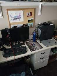 Maybe you would like to learn more about one of these? 19 Idees De Fond D Ecran Gamer Salles De Jeux Videos Decoration De Salle De Jeux Configuration Ordinateur
