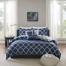 Print duvet quilt cover navy blue tan white. Merritt Non Iron Reversible Printed Duvet Cover Set King Size Navy White Fretwork Motifs Design 3 Pics Ultra Soft Hypoallergenic Microfiber Quilt Cover Sets Amazon Co Uk Kitchen Home
