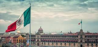 México), is a fascinating country in north america, lying between the united states of america to the north, and guatemala and belize to the southeast. Ciudad De Mexico Una Ruta Por La Capital Mas Sorprendente