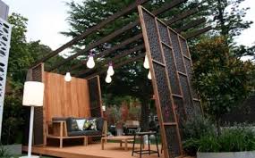 1001 Moderne Und Stilvolle Sichtschutz Ideen Fur Garten Sichtschutz Garten Gartengestaltung Diy Pergola