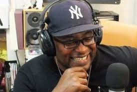 Cee Bee's Instagram, Twitter & Facebook