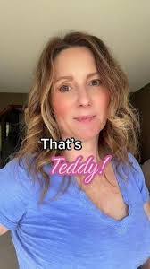 Carmen Wispe's Instagram, Twitter & Facebook